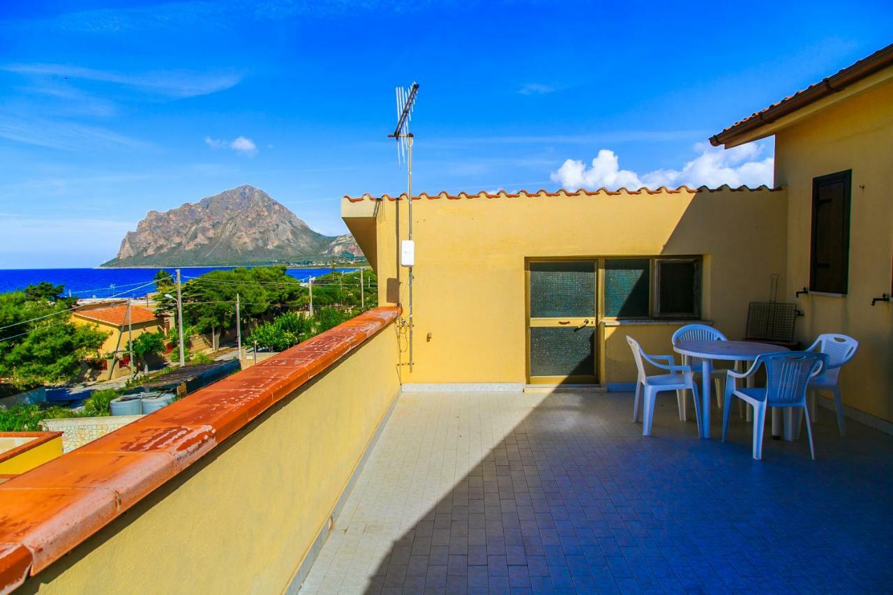 الشقق الفندقية فالديريتْشّيفي  Casa Vacanze L'Orizzonte المظهر الخارجي الصورة